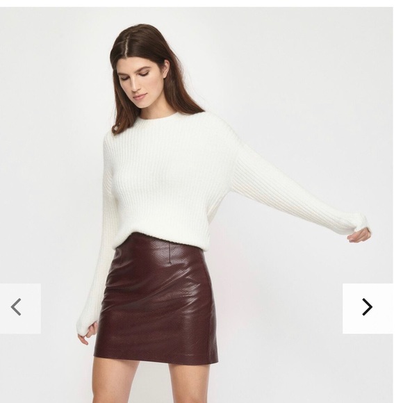 ❤️dynamite sweater❤️❤️ - Picture 2 of 5